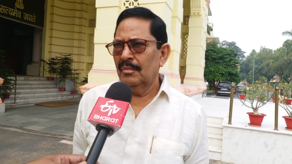 वरिष्ठ पत्रकार अरुण पांडेय