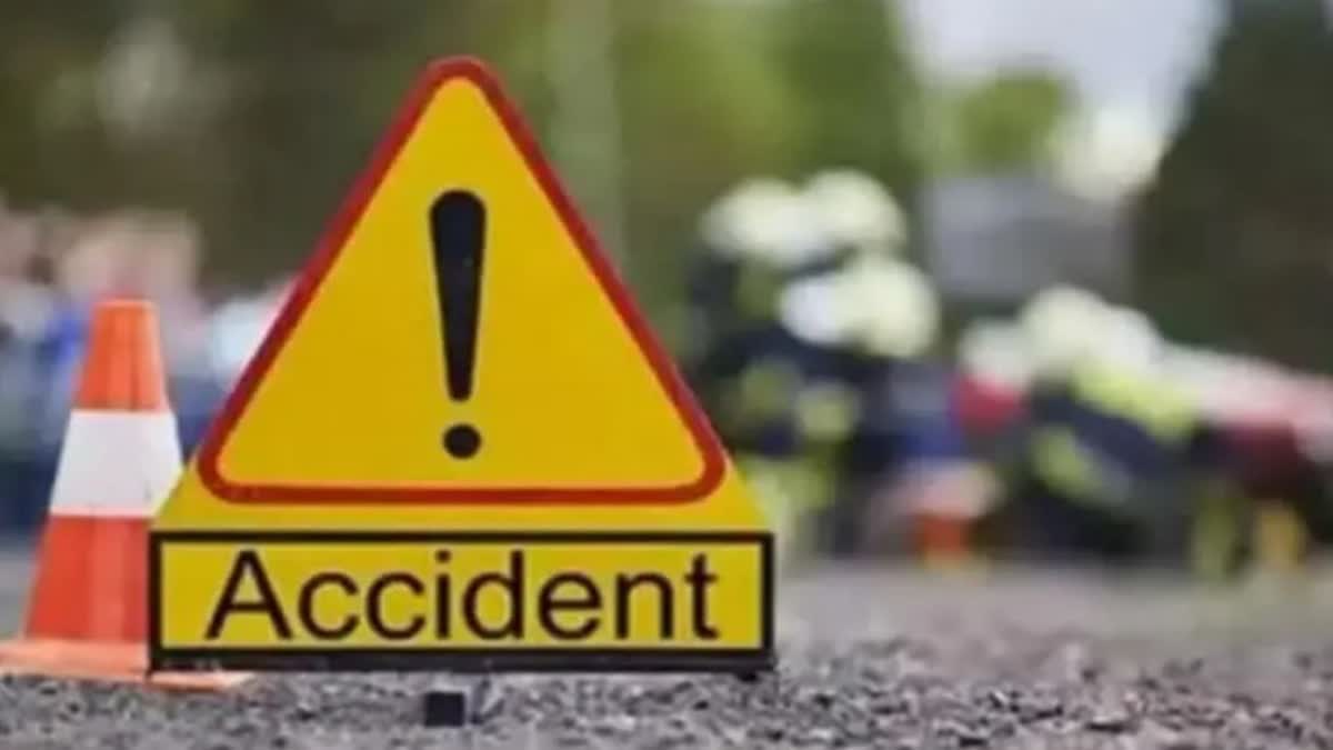 ASI OF KOLKATA POLICE DIES IN ROAD ACCIDENT