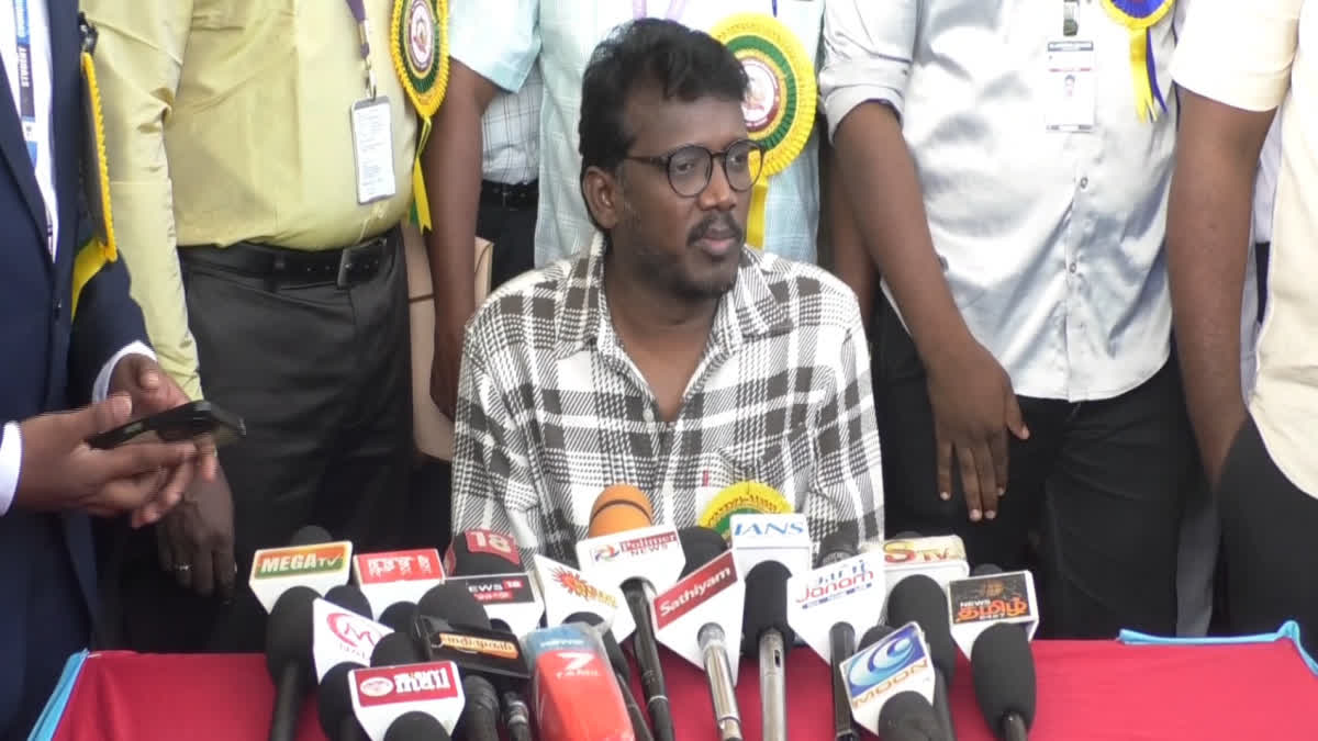 இயக்குநர் மாரி செல்வராஜ்