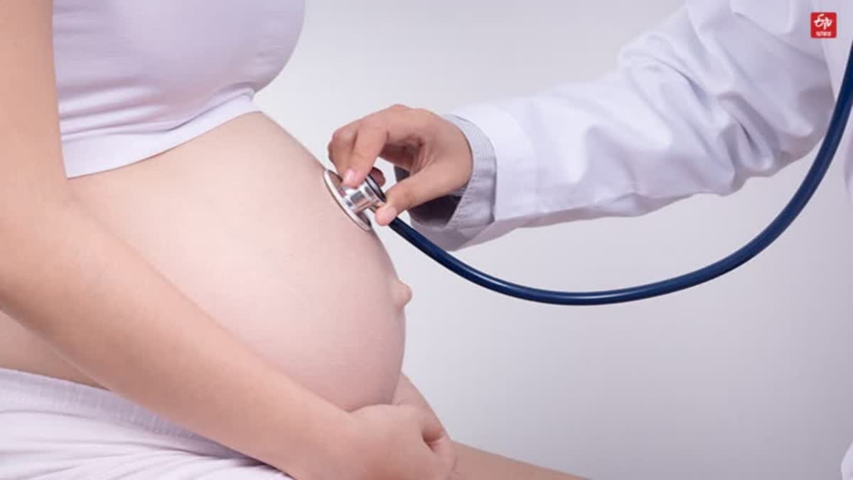 PREGNANCY RATE IN MINORS