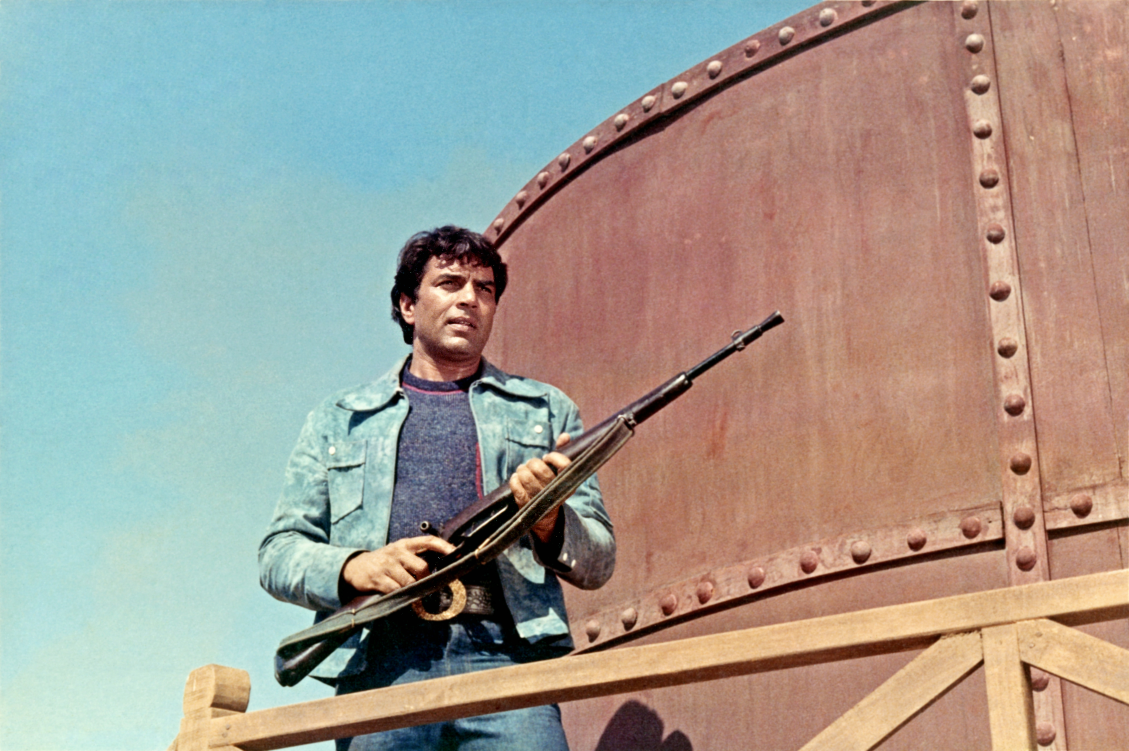 Sholay Re-release: Ramesh Sippy Reveals How He Convinced Dharmendra To Play Veeru