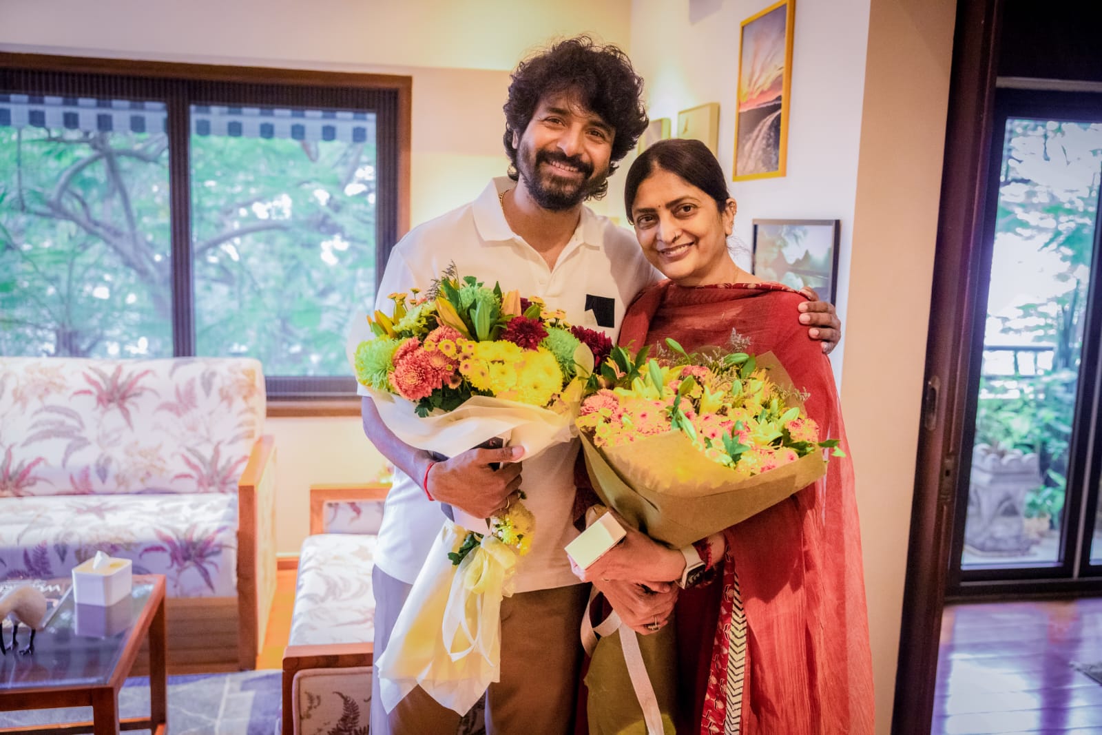 நடிகர் சிவகார்த்திகேயன், இயக்குநர் சுதா கொங்காரா