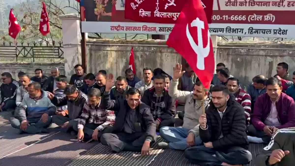 ambulance workers strike bilaspur kullu