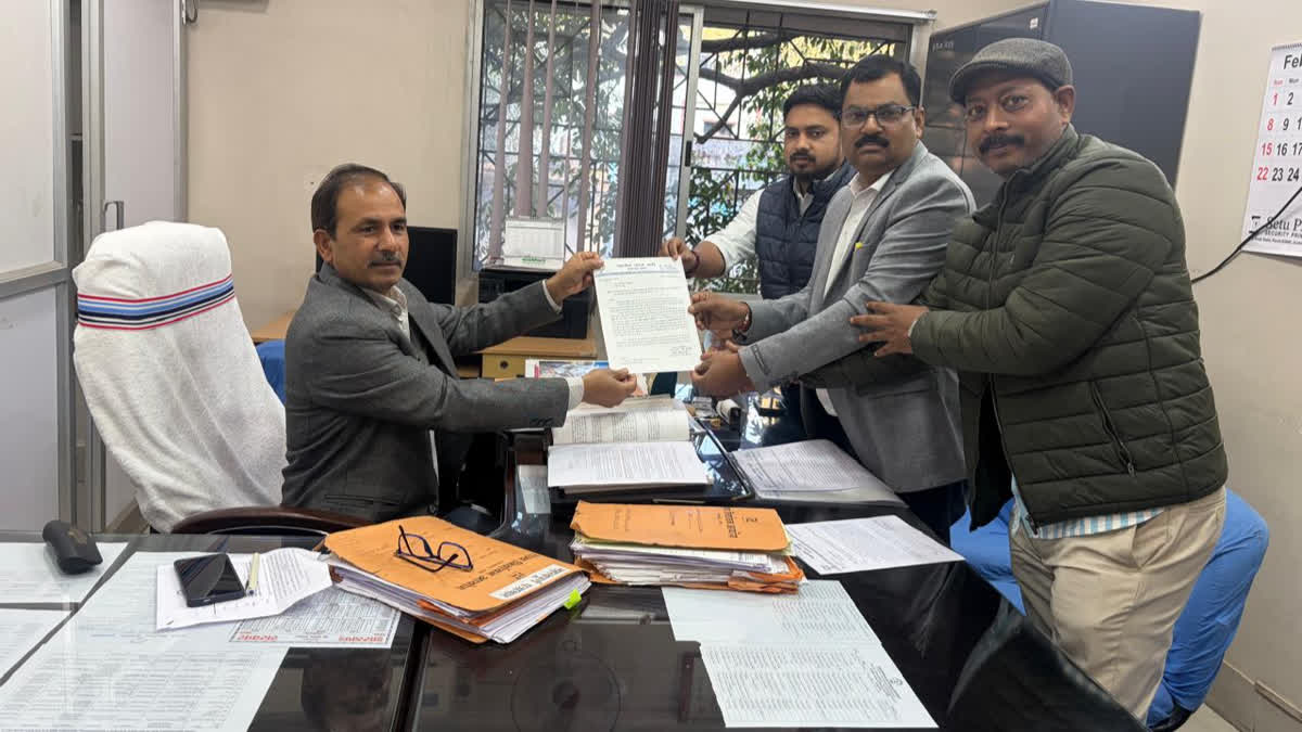 IAS officers transfer