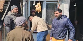 پلوامہ مارکیٹ چیکنگ مہم کے دوران 9دکانداروں پر جرمانہ عائد