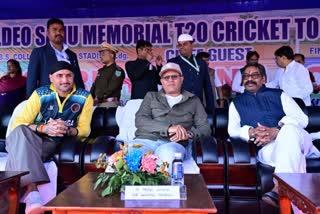 CRICKETERS GATHER IN LOHARDAGA