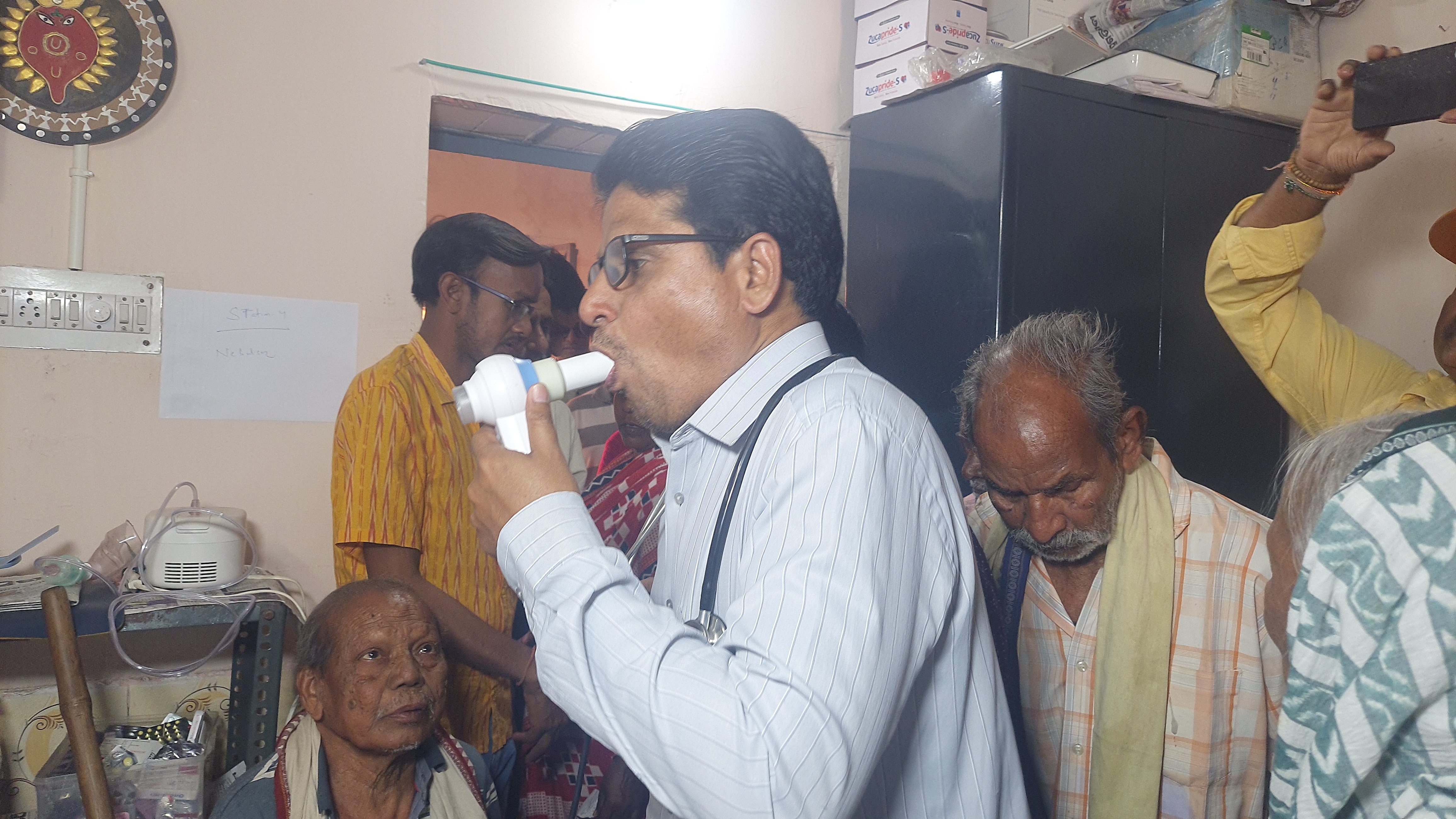 'One Rupee Doctor' From Odisha's Sambalpur Adds ECG, Spirometry, BMD Tests At Rs 1 For Poor Patients