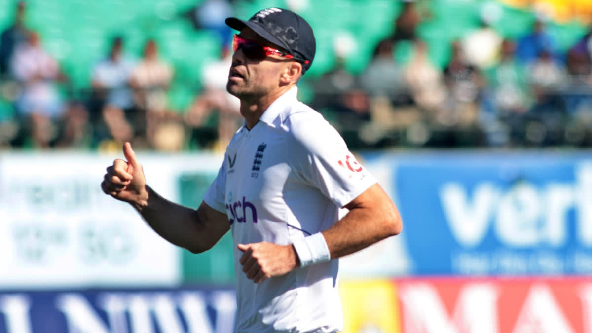 ‘I Will Be Your 700th Test Wicket’: Anderson Reveals Kuldeep Yadav’s Hunch Veteran England pacer James Anderson on Wednesday revealed that the left-hand batter Kuldeep Yadav had a hunch that he will be his 700th Test during the fifth and the final Test at HPCA Stadium in Dharamshala.