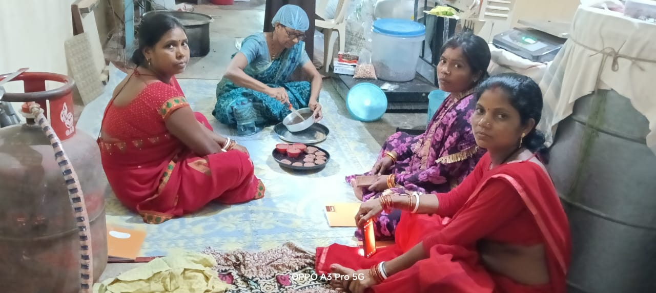Now Mahua Flowers Get A New Identity As Jharkhand Women Turn Them Into Nutritious Laddus And Snacks