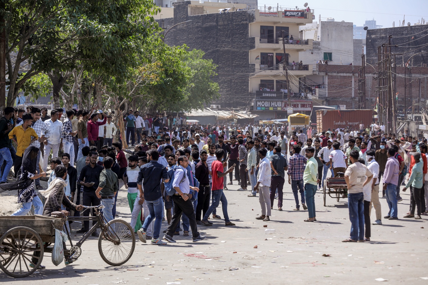 noida-erupts-in-violent-protest-by-labours-over-salary-hike-vehicles-torched-tear-gas-fired