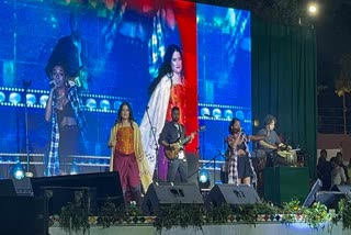 sona-mohapatra-performance-at-chhau-festival-in-seraikela