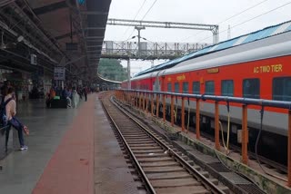GWALIOR WOMEN STUCK PLATFORM TRAIN