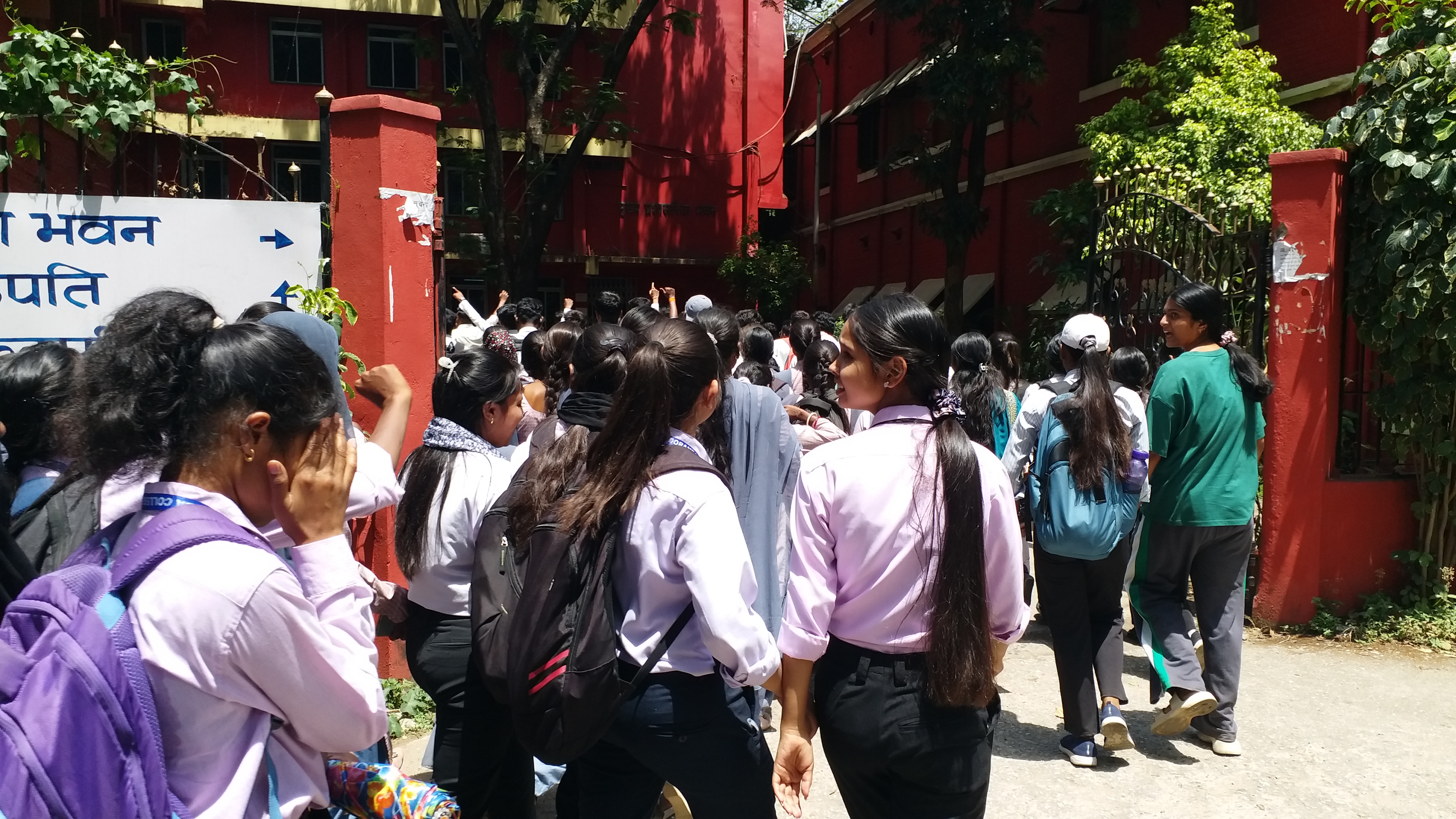 session delay protest in ru