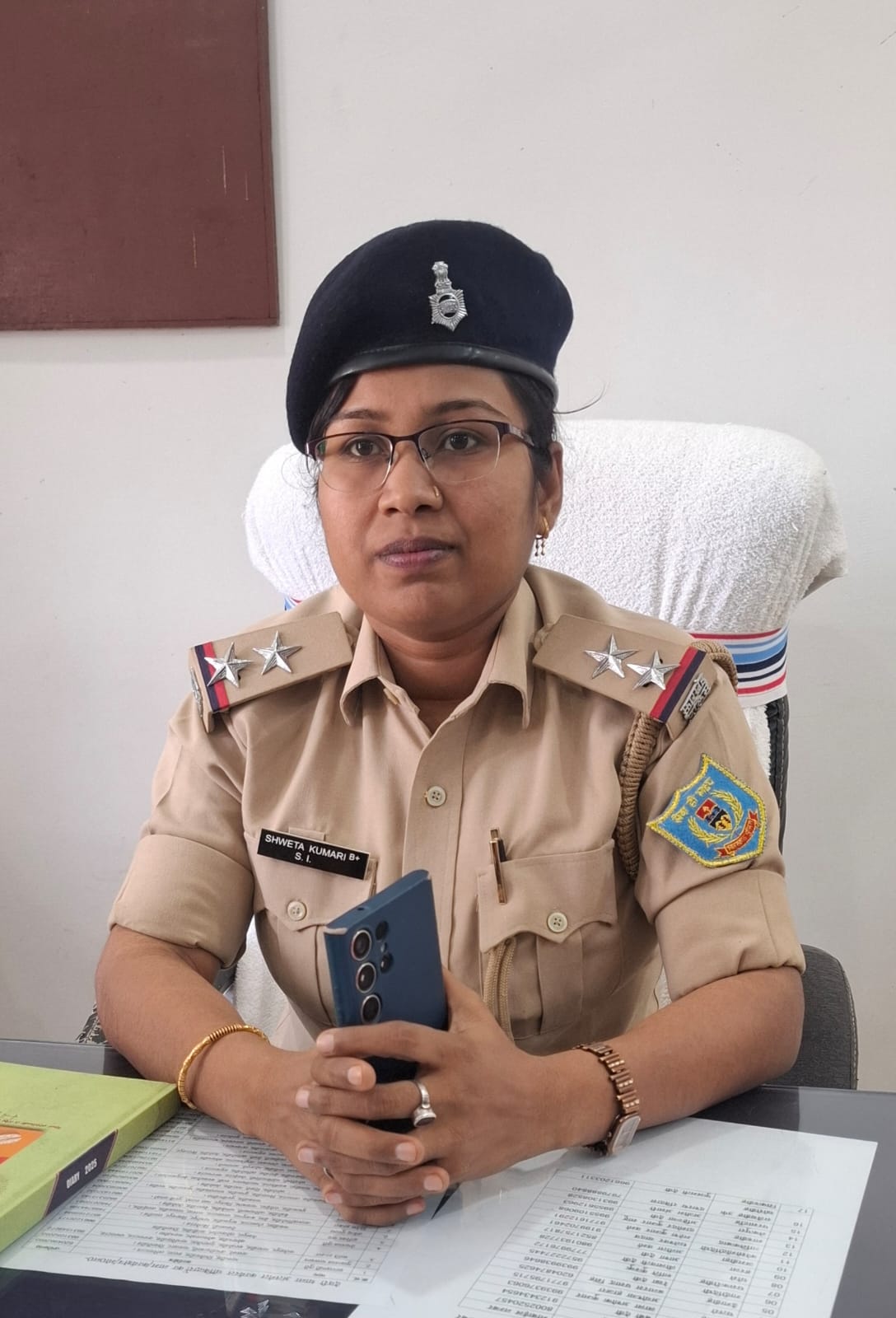 female police officer posted at general police station For first time in Giridih