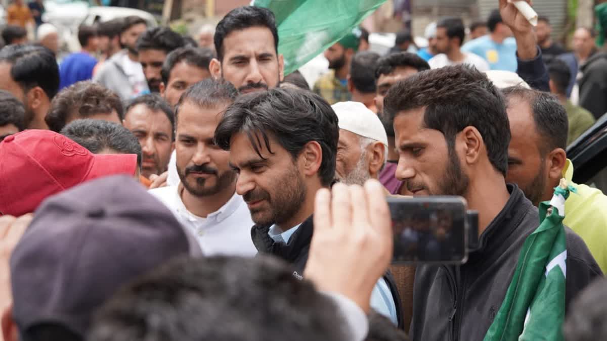 PDP's Srinagar Lok Sabha Candidate Waheed Para Banks on First Time Voters