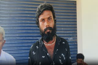 குழந்தையை பறிகொடுத்த தந்தை