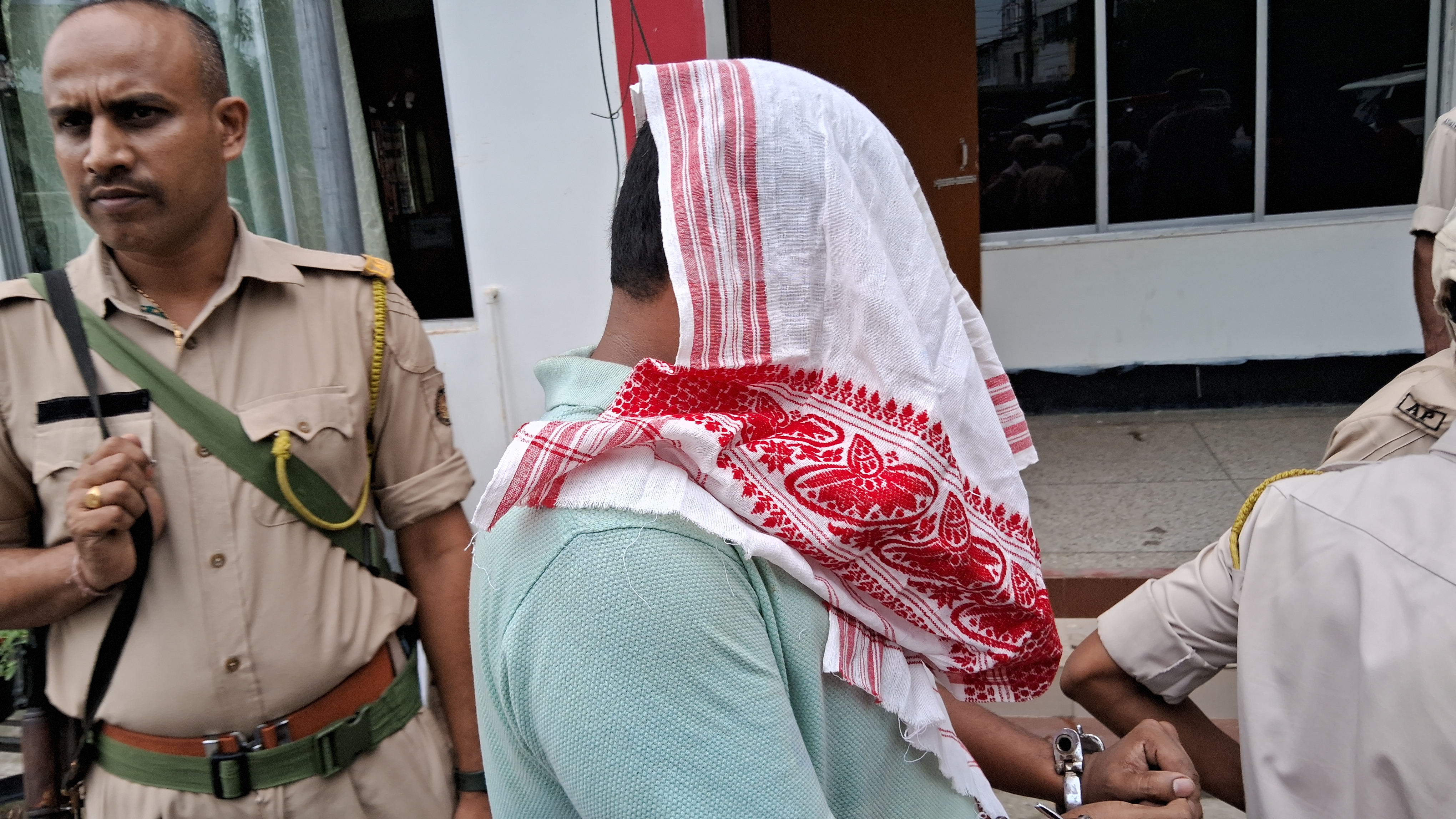 Three ULFA (I) members caught in tezpur