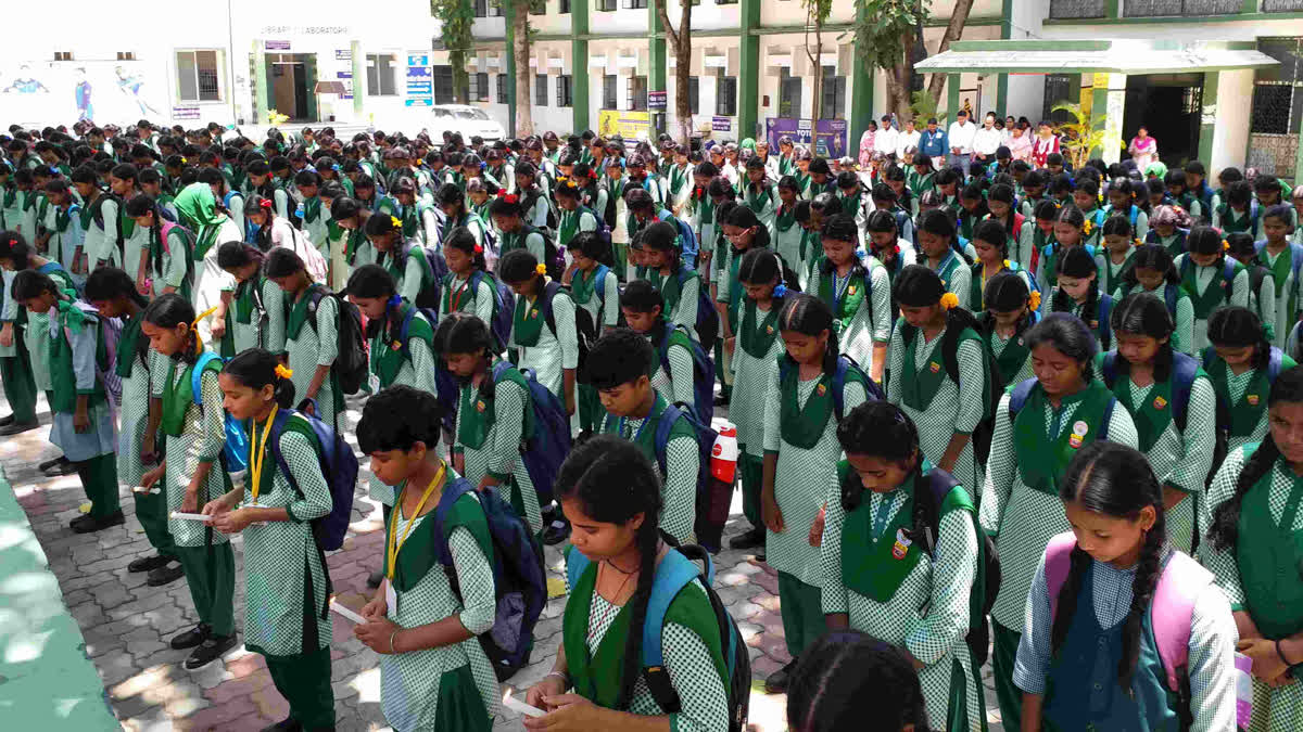 Ahmedabad Plane Crash: Jharkhand School Offers Prayers For Victims Ahmedabad Crash Mourning