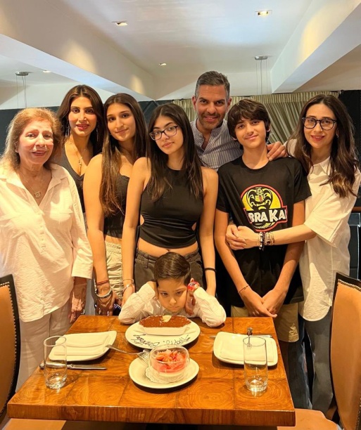 Karisma Kapoor With Ex-Husband Sunjay Kapur And Family