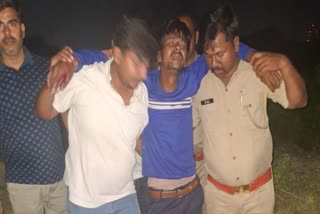 police arrested accused stealing constable official pistol in lucknow latest news.