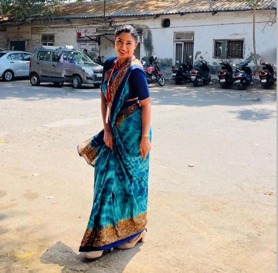 Maharashtra Air Hostess Roshni Songhare