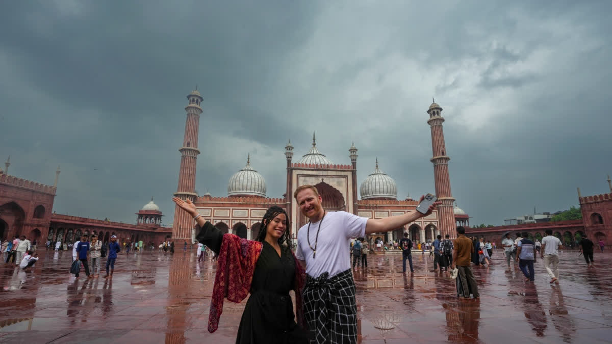 IMD Predicts Intermittent Heavy Rains As Monsoon Makes Its Presence Felt In Delhi