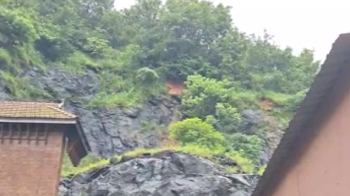 KUTHIRAN TUNNEL LANDSLIDE  KUTHIRAN TUNNEL  RESTRICTIONS AT KUTHIRAN TUNNEL  THRISSUR LANDSLIDE
