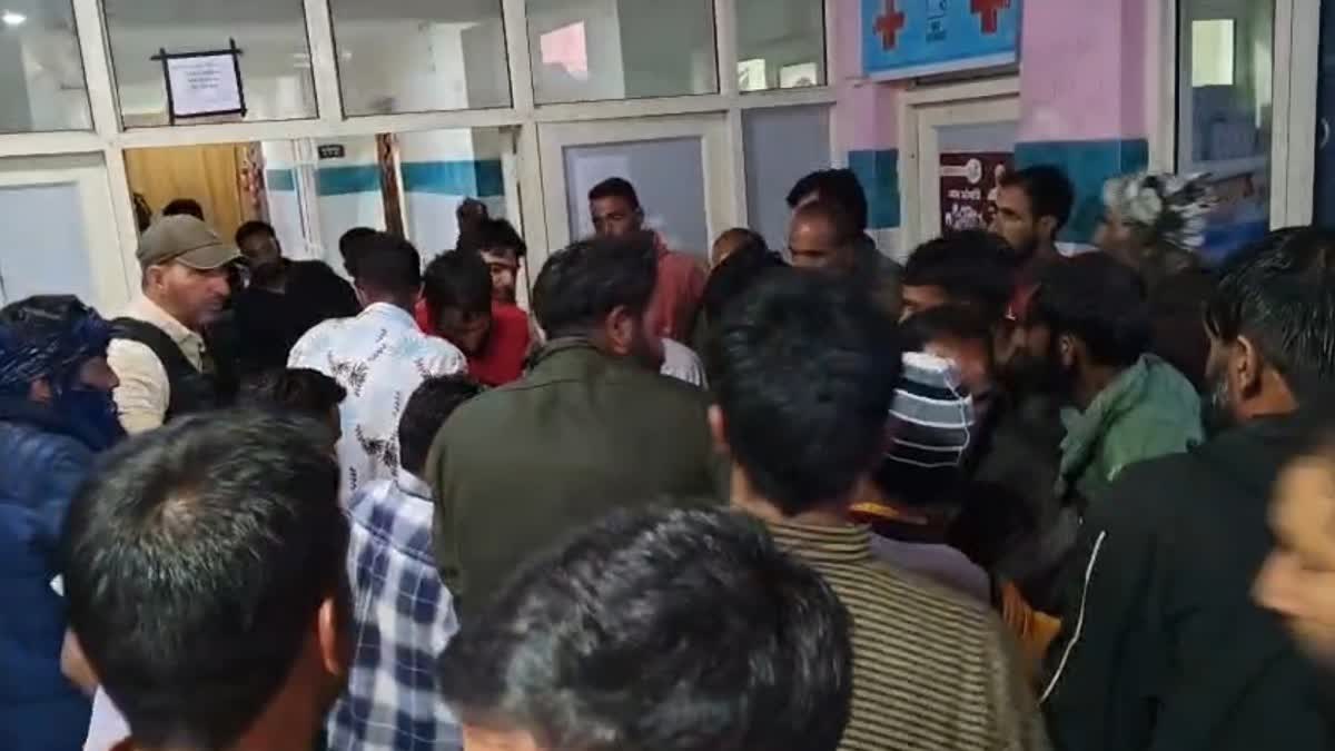 اننت ناگ میں آسمانی بجلی کا قہر، دو نوعمر جاں بحق، دو زخمی