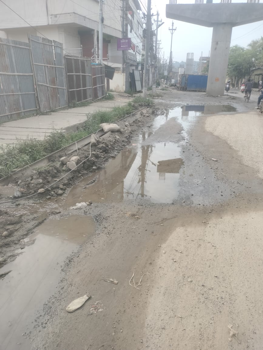 The tragic death of an innocent three year old child has exposed the dangerous nature of construction work in Guwahati