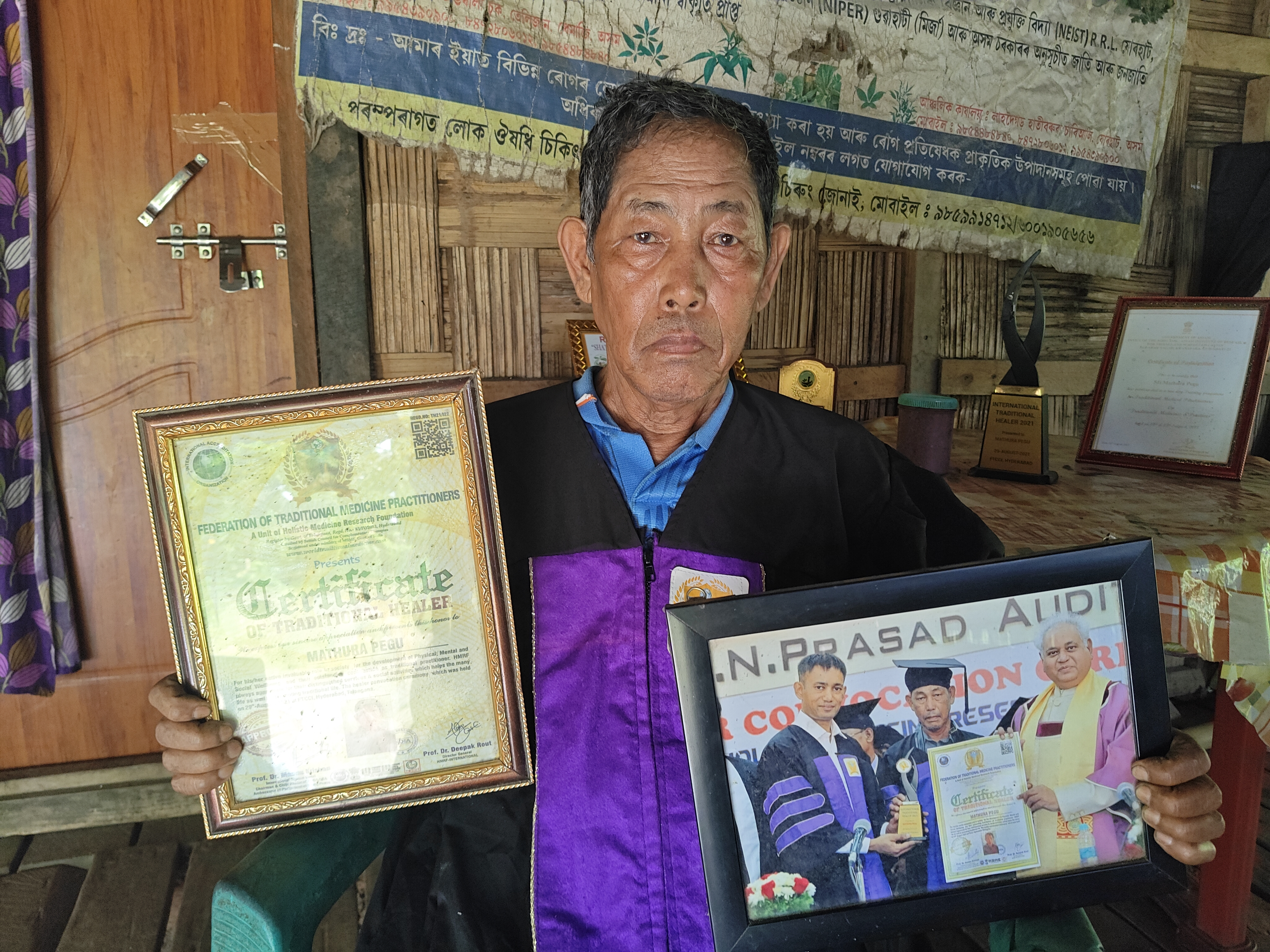 herbal medicine treatment service provided by Motura Pegu of jonai