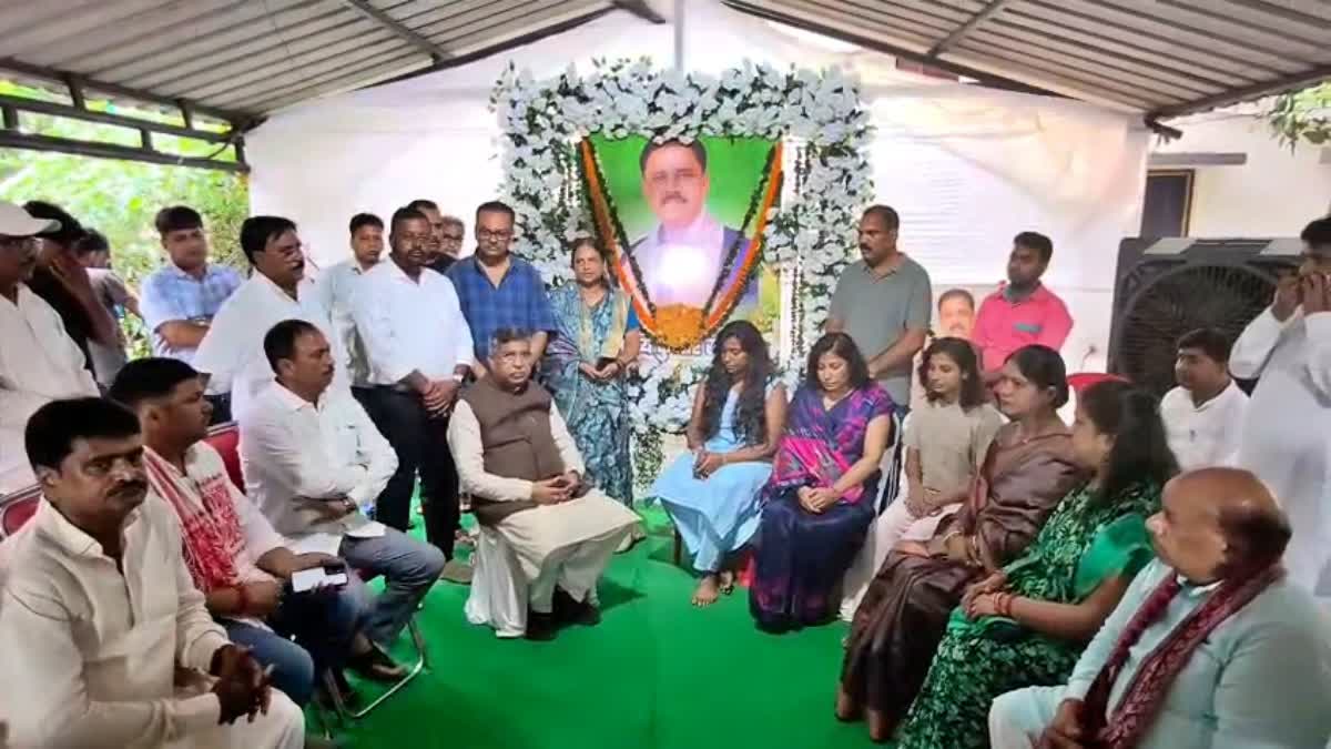 Minister Sudivya Kumar