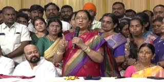 Konda Surekha Live