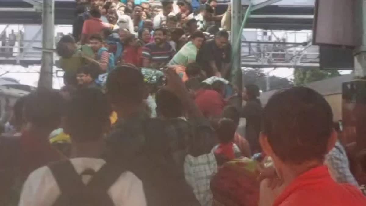 STAMPEDE SITUATION IN BARDHAMAN