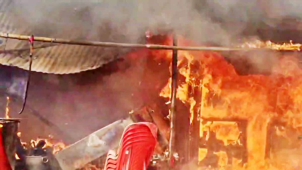 gas cylinder Blast in Bettiah