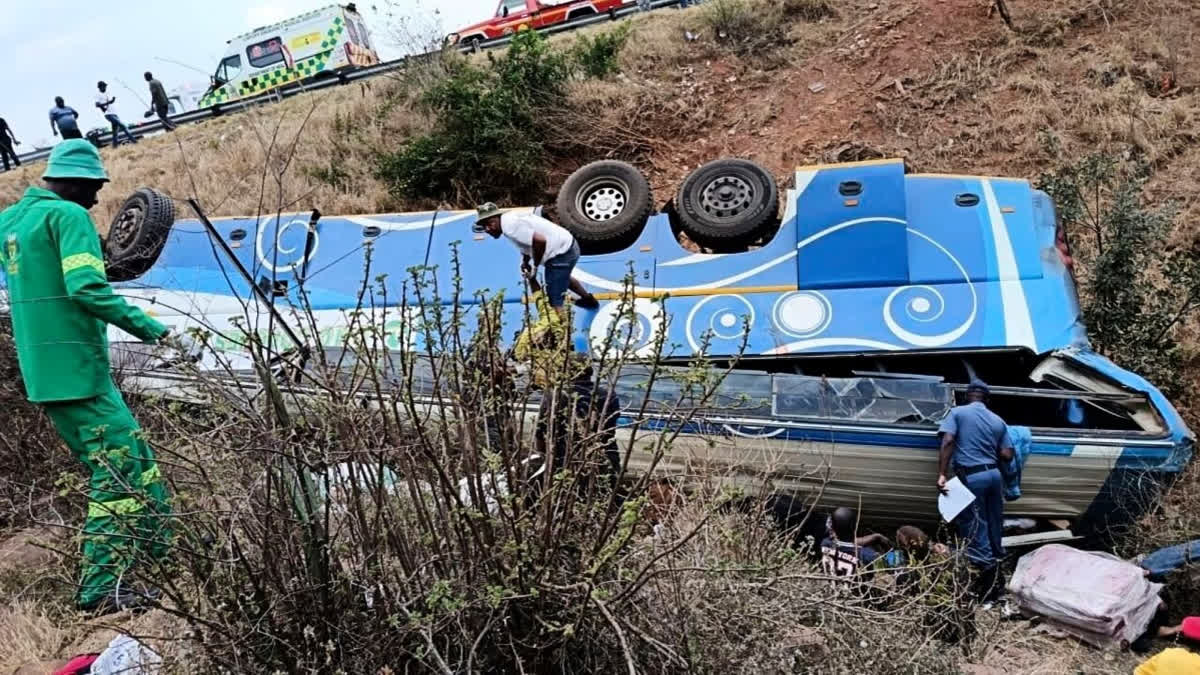 South Africa Bus Crash Kills At Least 42 South Africa Bus Crash Kills At Least 42