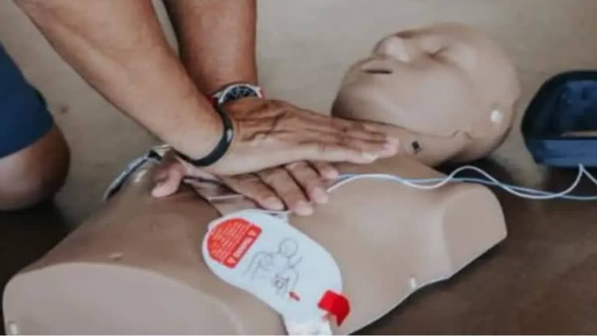 Health Ministry Initiates Cardiopulmonary Resuscitation Awareness Week Aware of the fact that awareness on Cardiopulmonary Resuscitation (CPR) is poor across the country, the Union Ministry of Health and Family Welfare (MoHFW) on Monday launched a week long CPR Awareness Week underscoring the importance of CPR for every citizen