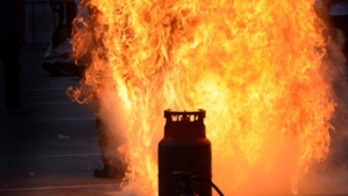 Cylinder Blast In Kishan Ganj