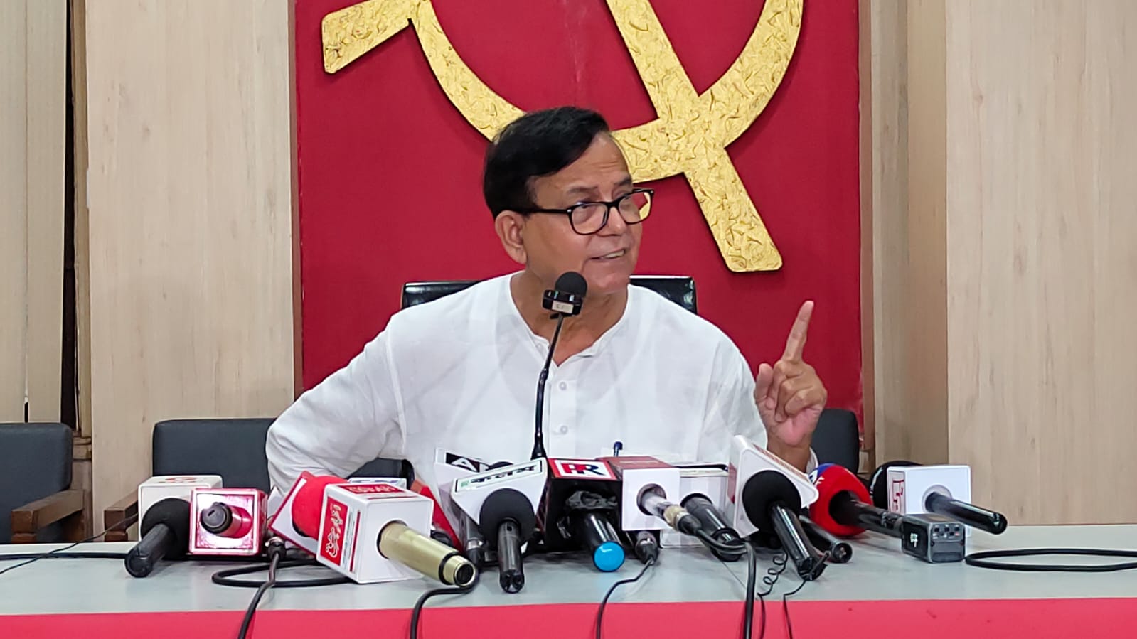 SUKANTA SLAMS MAMATA