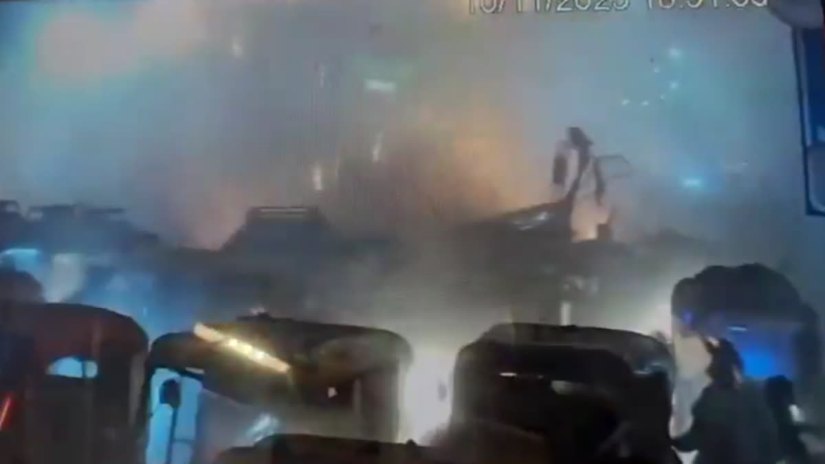 DELHI BLAST CCTV FOOTAGE