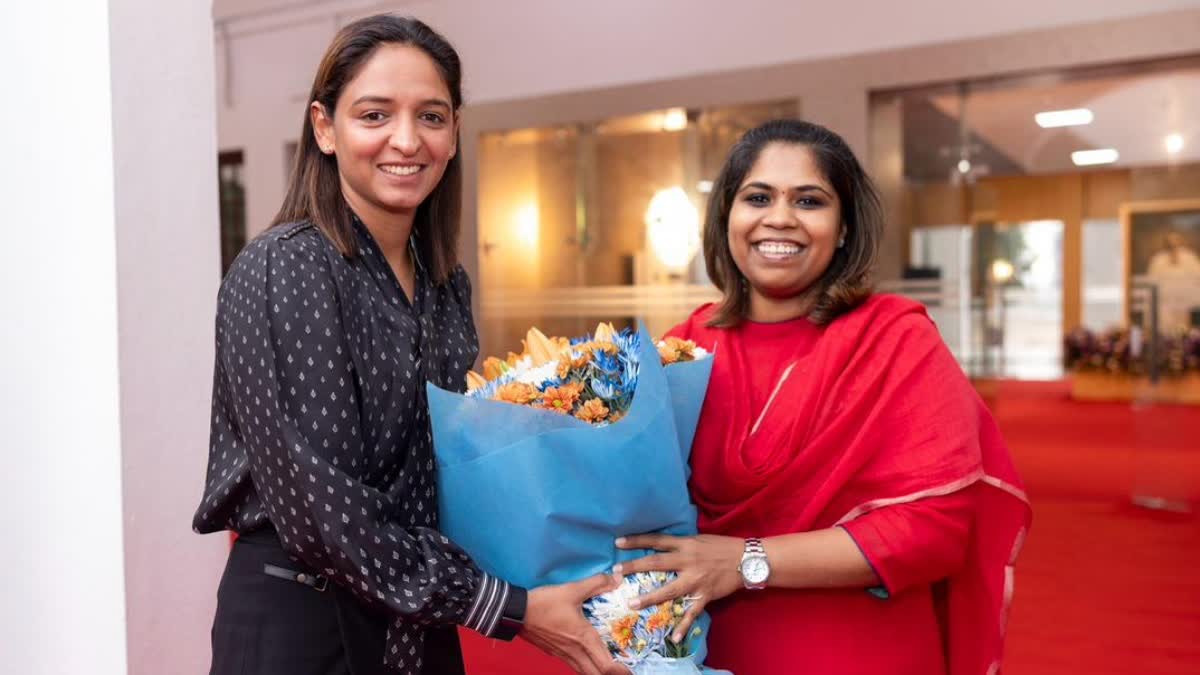 இந்திய மகளிர் அணி கேப்டன் ஹர்மன்ப்ரீத் கவுர்