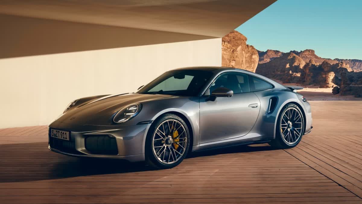 PORSCHE 911 TURBO S ENGINE  PORSCHE 911 TURBO S RANGE  PORSCHE 911 TURBO S DESIGN  പോർഷെ