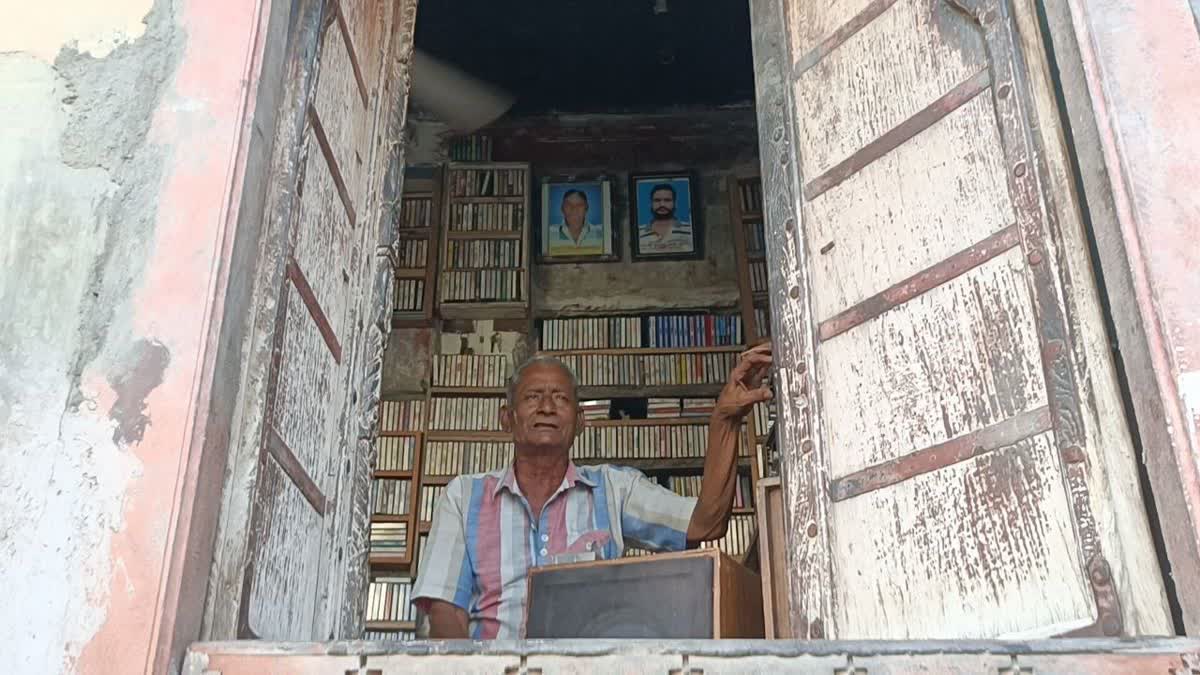 OLD CASSETTE COLLECTOR INDIA