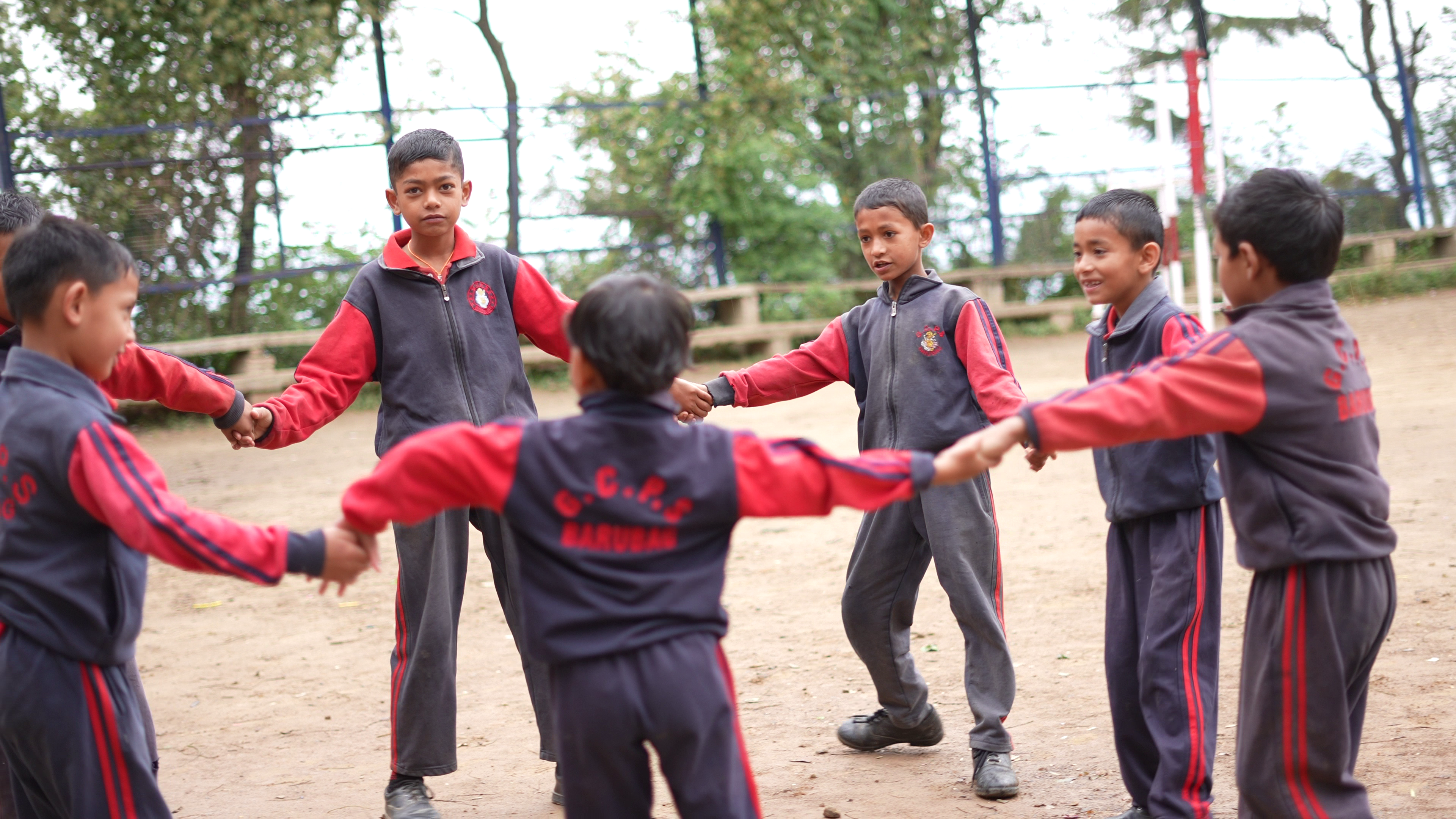 गांव के स्कूलों में बच्चों को मिल रही गुणवत्तापूर्ण शिक्षा