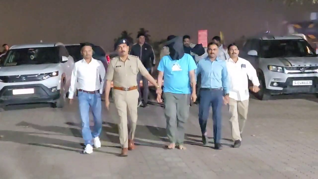 RTO ઈન્સપેક્ટર નિકુંજ ગોસ્વામી અને મિત્ર ઈશ્વર ગોસ્વામીની ધરપકડ