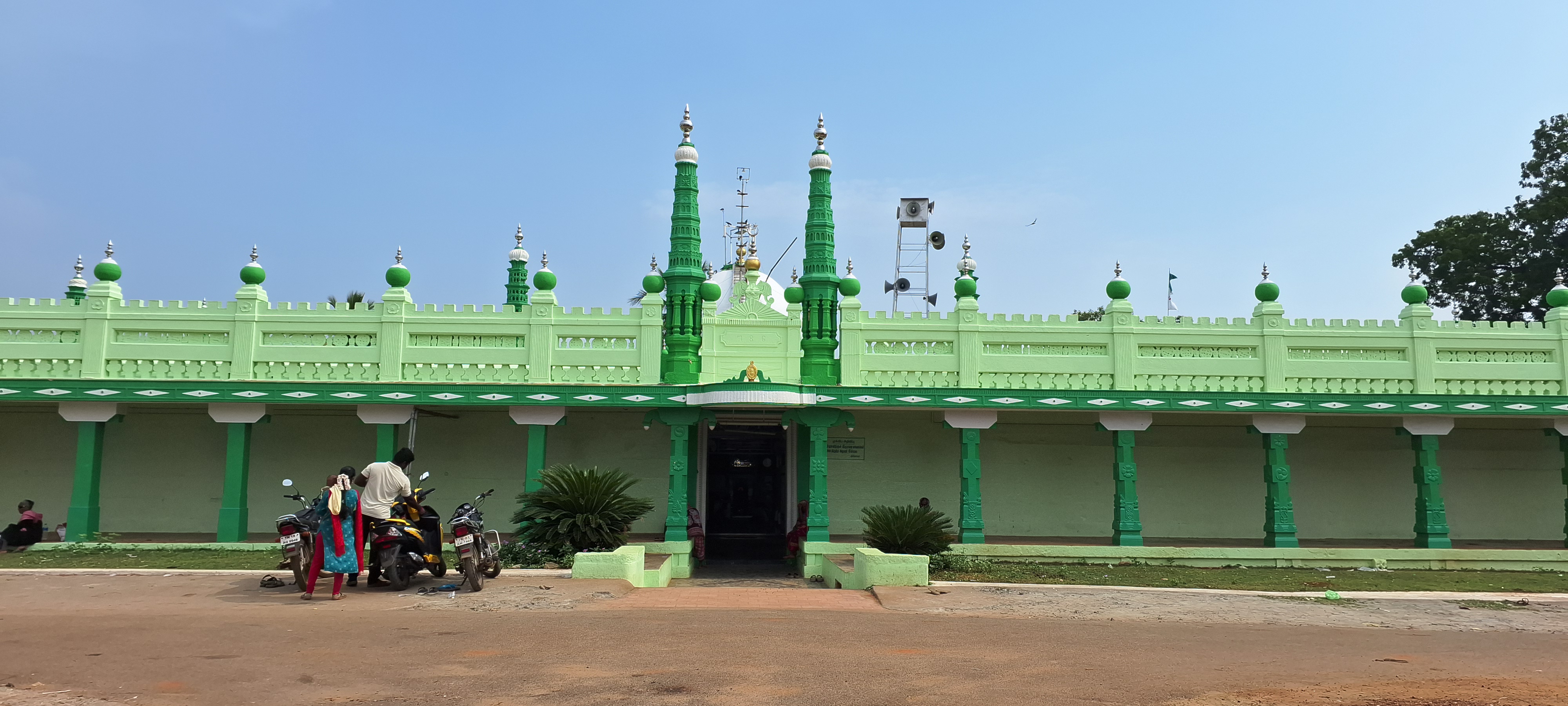 காட்டுபாவா சாஹிப் பள்ளிவாசல்