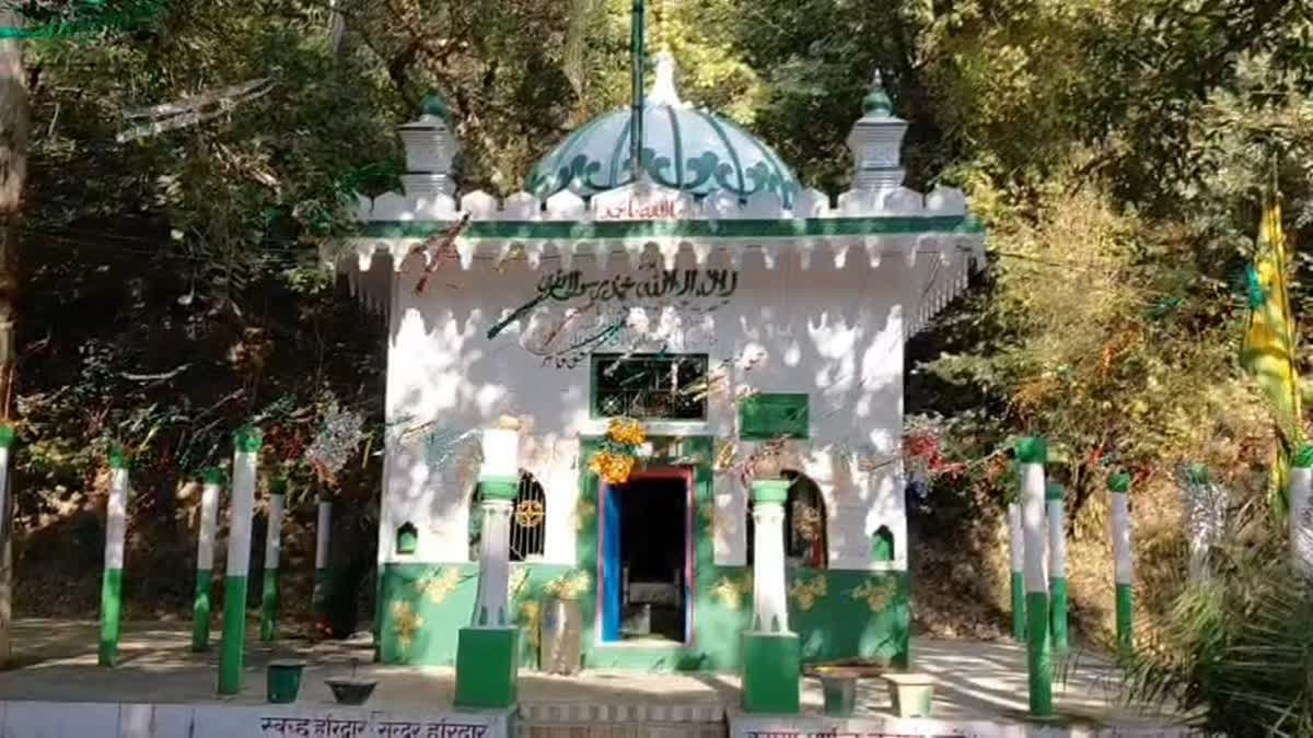 rajaji tiger reserve administration pasted notice on shrine near industrial area in haridwar Urdu News