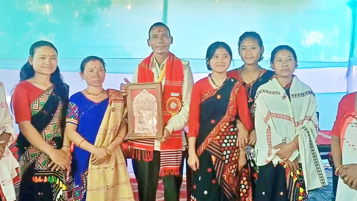 weaver from Majuli specializing in the Mising community's traditional 'Mirijim' felicitated for prestigious National Handicrafts Award