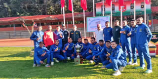 சாம்பியன் பட்டம் பெற்ற ராணுவ வீரர்கள்