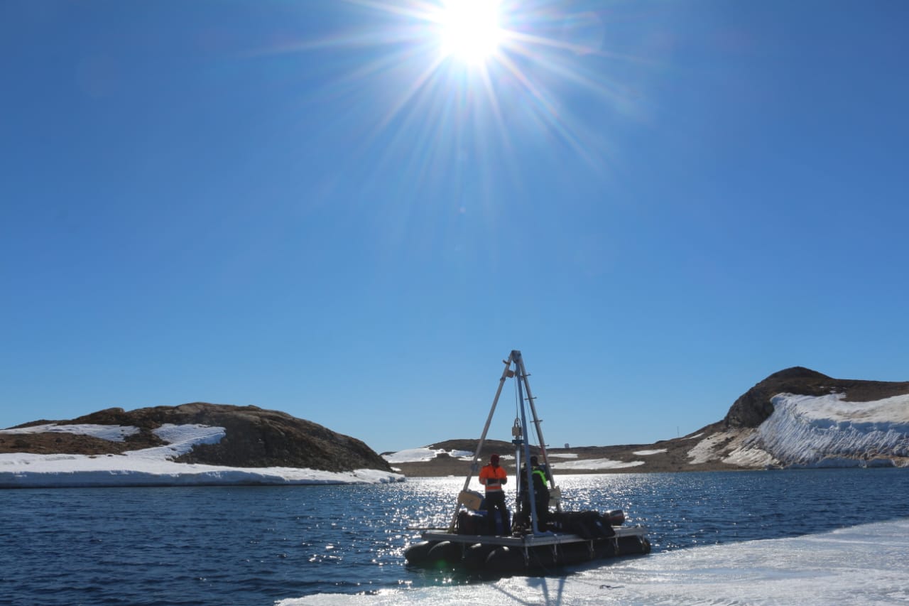 Indian scientists doing research in Antarctica