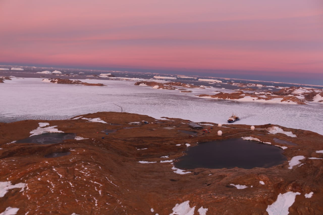 Black carbon found in Antarctica could accelerate ice melt rate